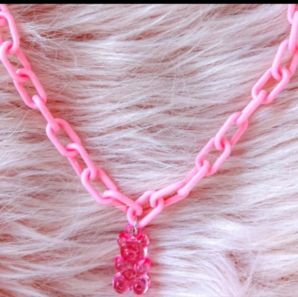 Gummy bear necklace 🐻💓🐻💕 - Picture 6 of 6